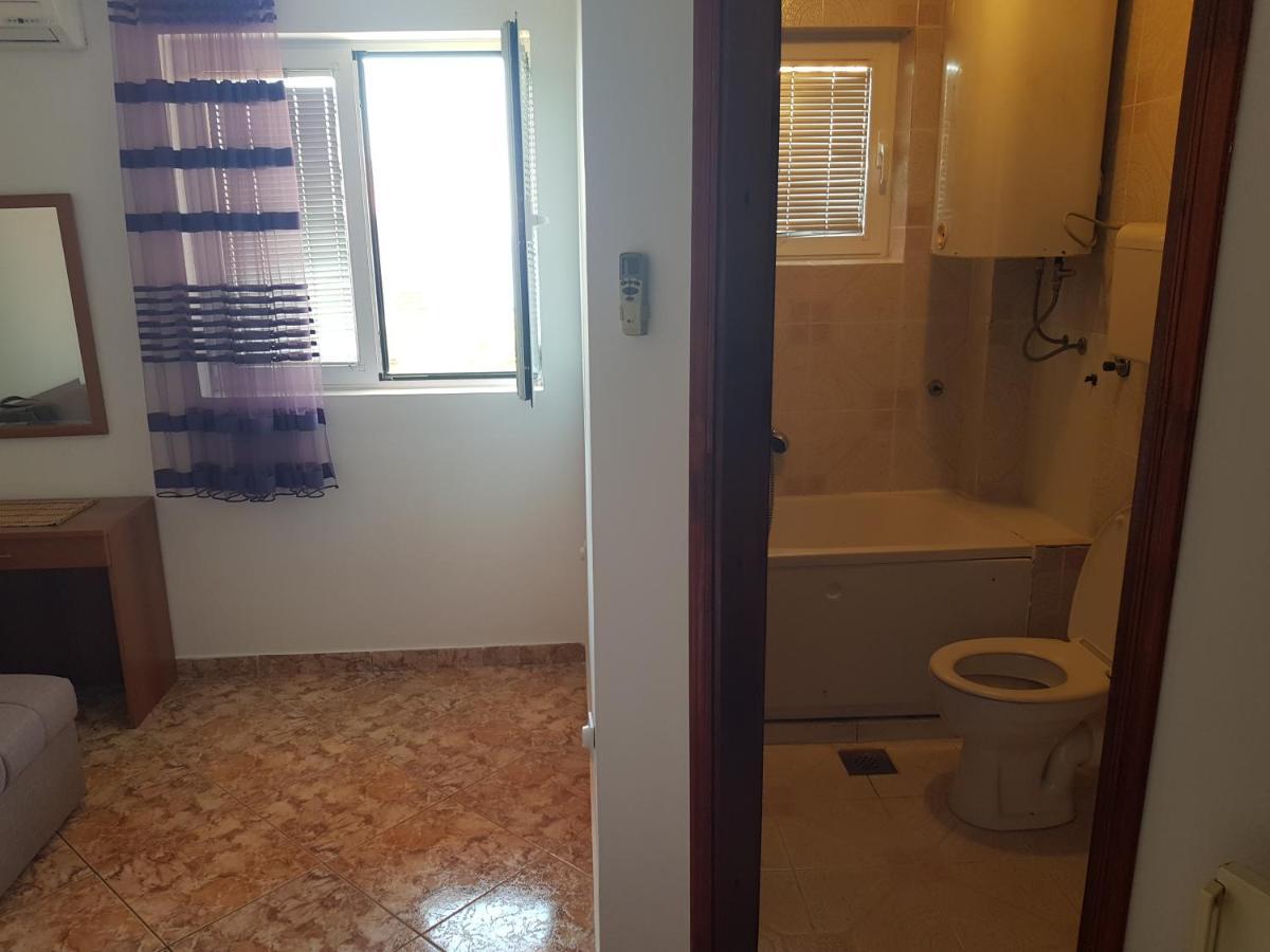 Apartments Drobni Pijesak Petrovac Room photo
