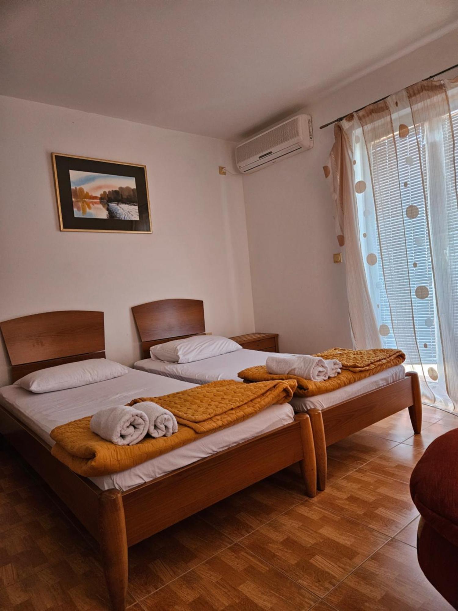 Apartments Drobni Pijesak Petrovac Room photo